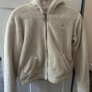 Abercrombie & Fitch Cream Puffer Jacket with Fuzzy Texture